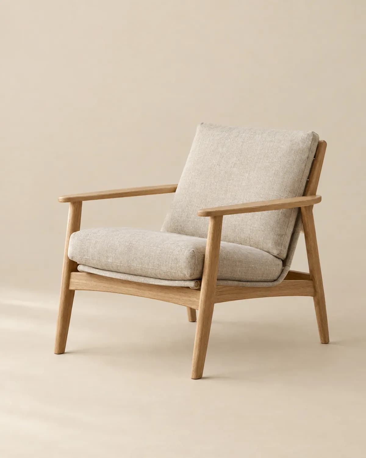 The Roundhay Reading Chair, image 1